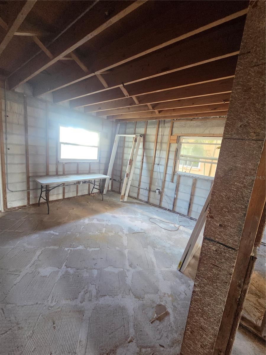 FLAMINGO BY THE BAY - Residential