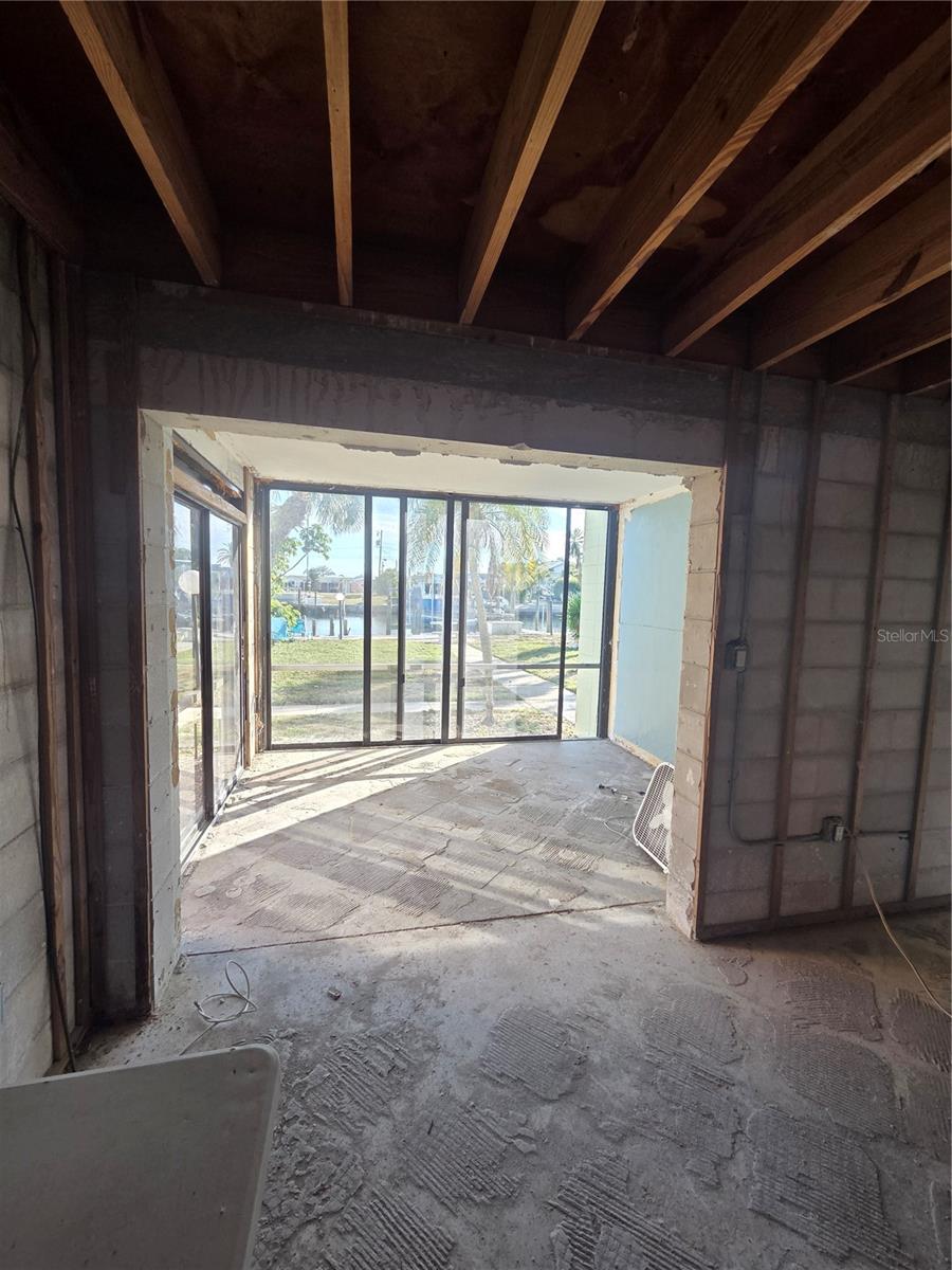 FLAMINGO BY THE BAY - Residential