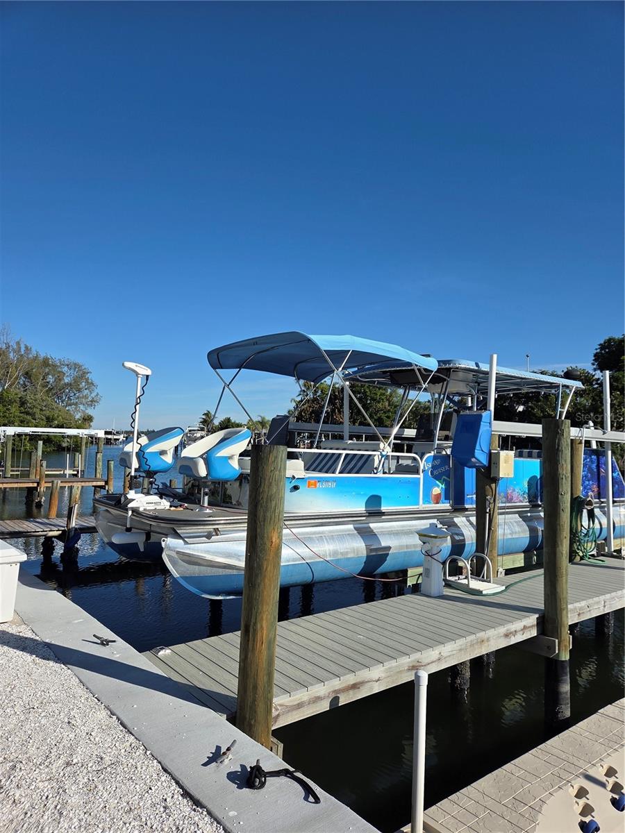 FLAMINGO BY THE BAY - Residential