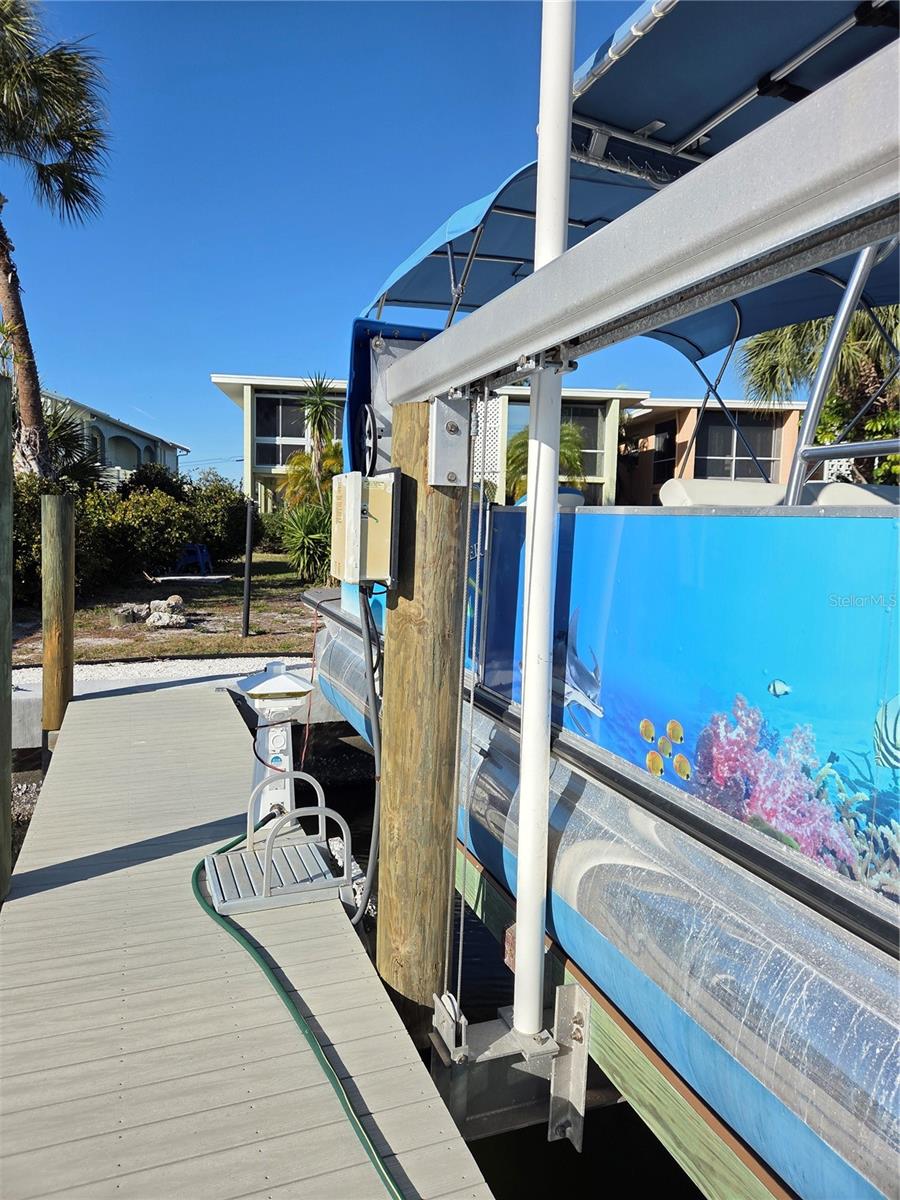 FLAMINGO BY THE BAY - Residential