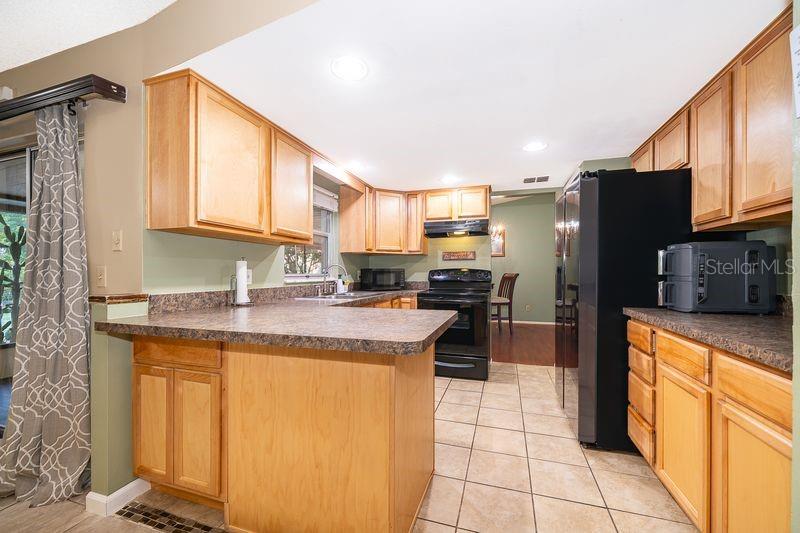 RIVERWOOD VILLAGE - Residential