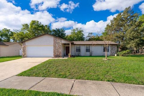 612 RIVERWOODS CIRCLE ORLANDO FL 32825