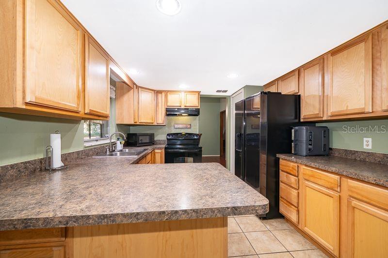 RIVERWOOD VILLAGE - Residential