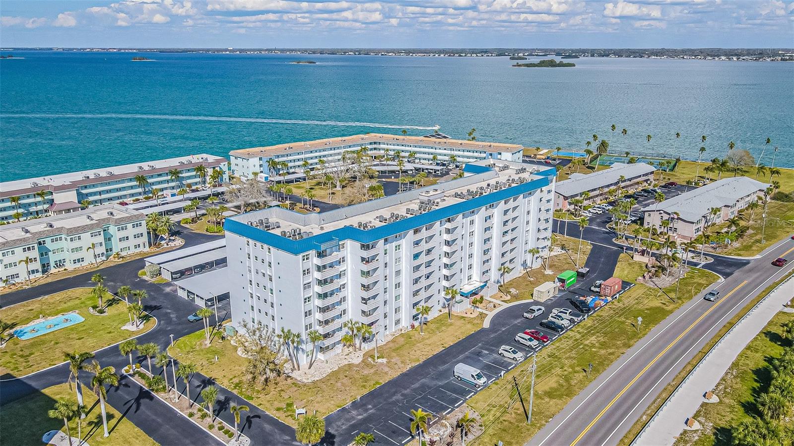 ROYAL STEWART ARMS - Residential