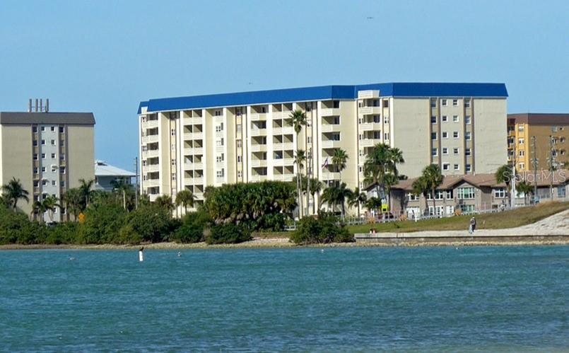 ROYAL STEWART ARMS - Residential