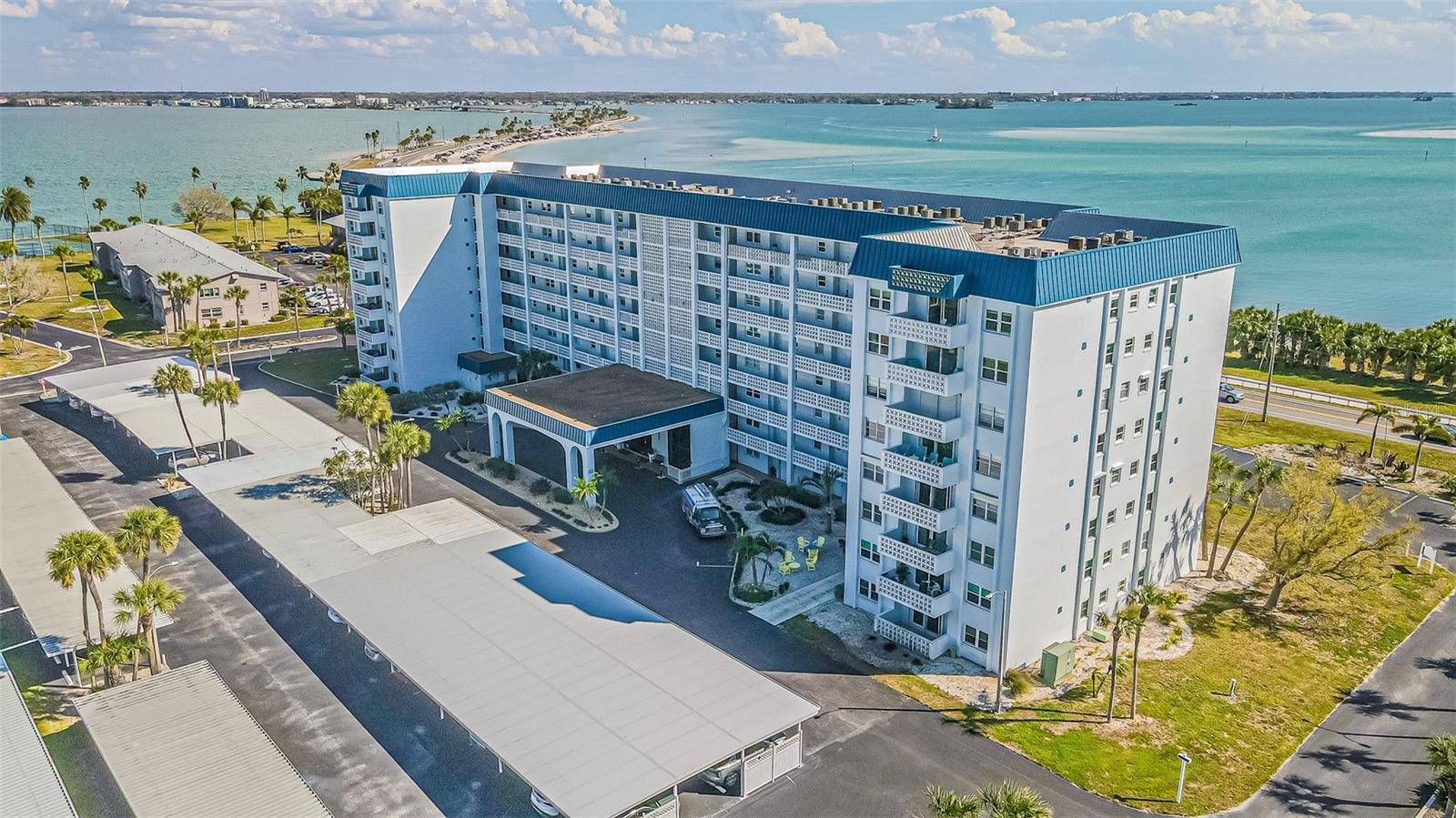 ROYAL STEWART ARMS - Residential