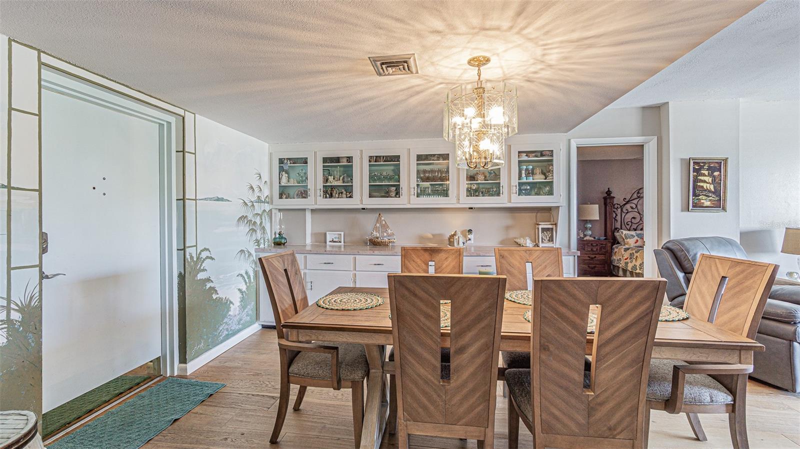 ROYAL STEWART ARMS - Residential