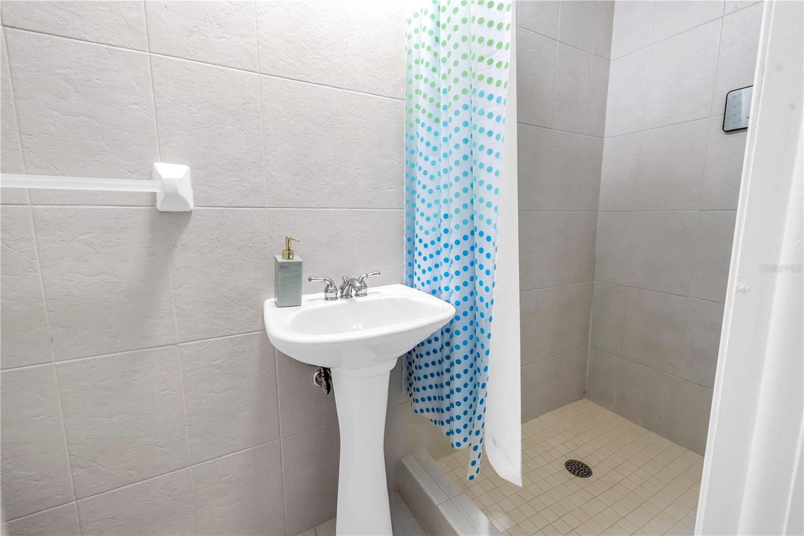 WATERWAY ESTATES SEC 2 - Residential