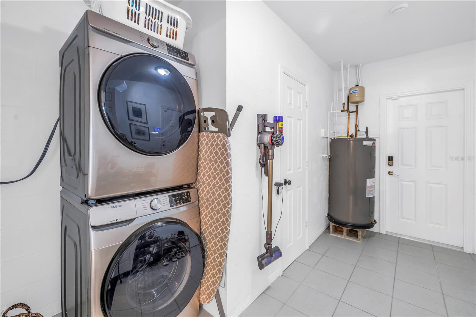 WATERWAY ESTATES SEC 2 - Residential