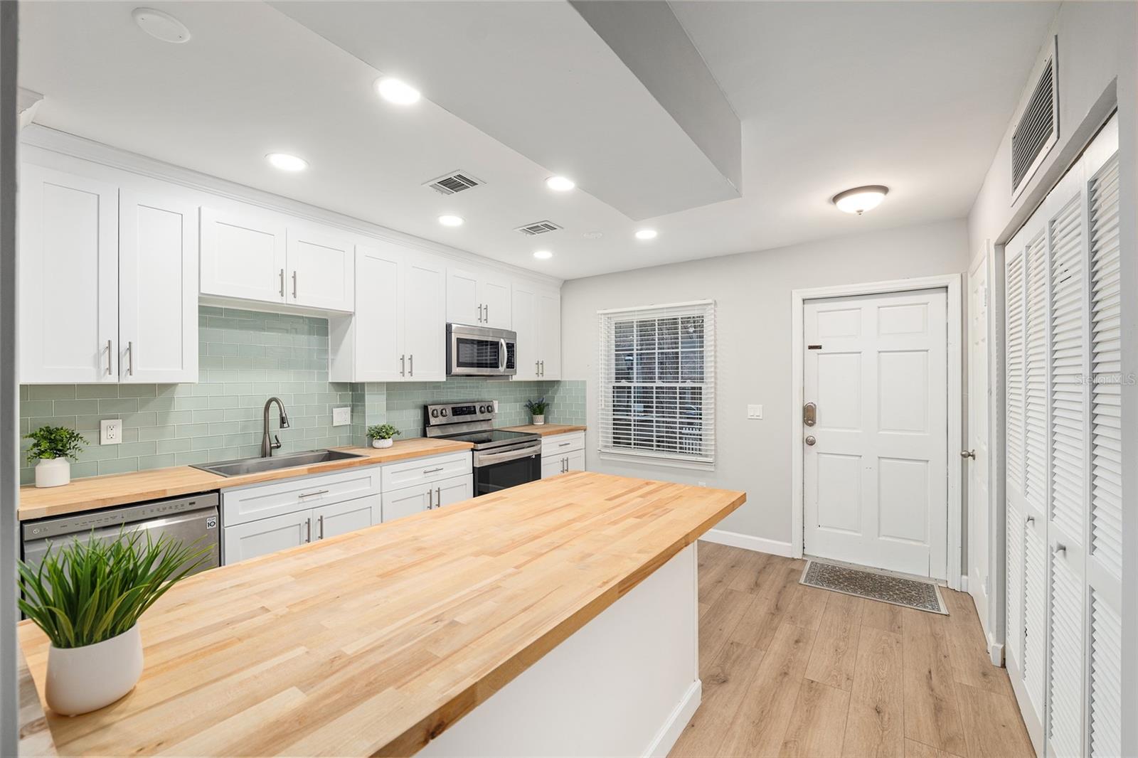 HAILE PLANTATION UNIT 6 PH I - Residential