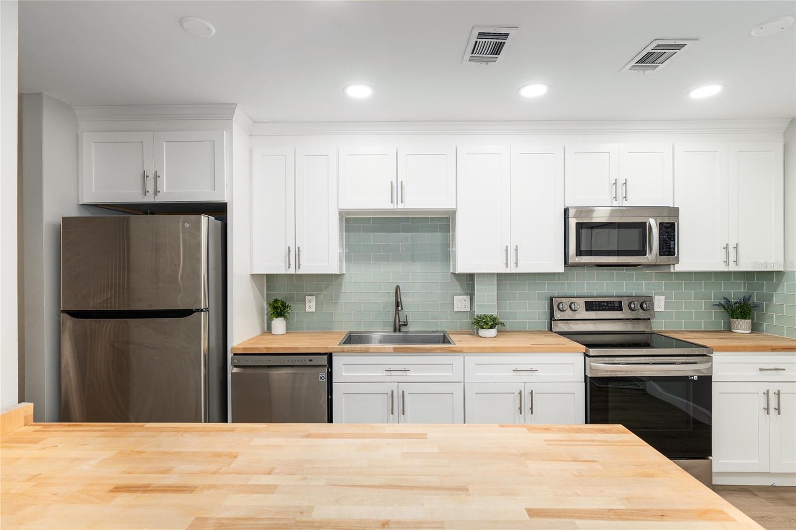 HAILE PLANTATION UNIT 6 PH I - Residential