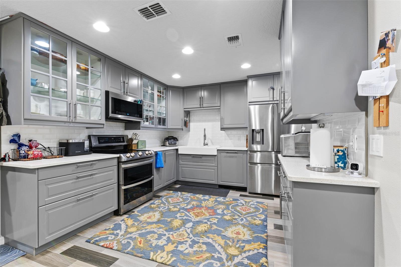 170 LAGO VISTA BOULEVARD