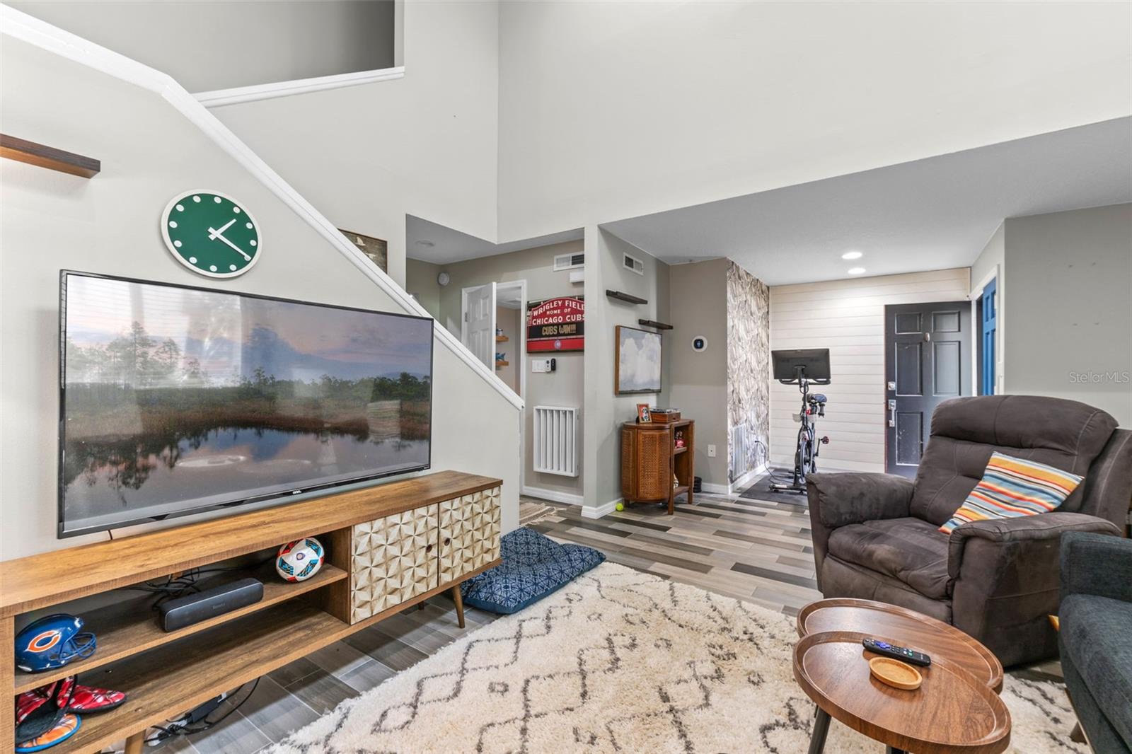 170 LAGO VISTA BOULEVARD