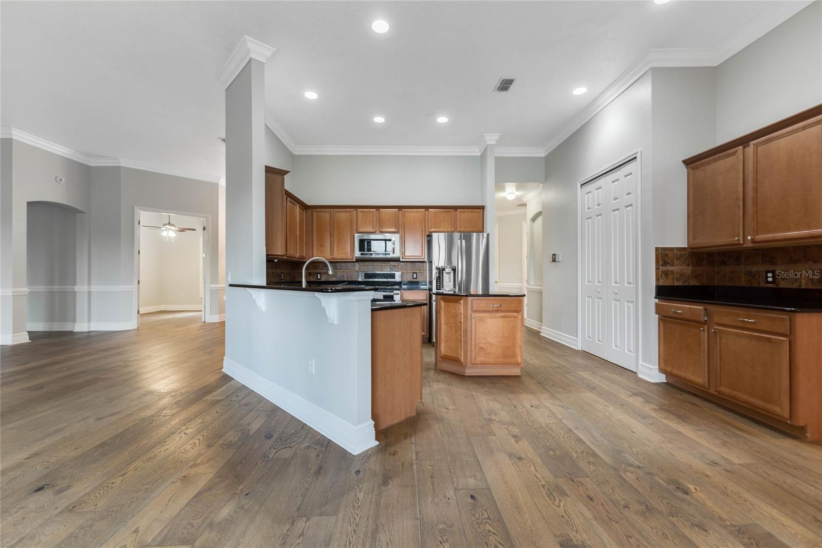 BELLALAGO PH 03 - Residential Lease