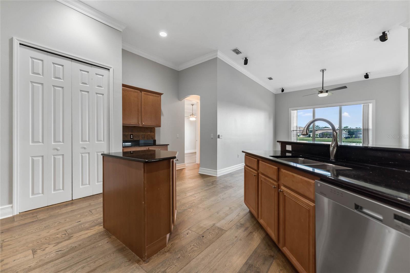 BELLALAGO PH 03 - Residential Lease