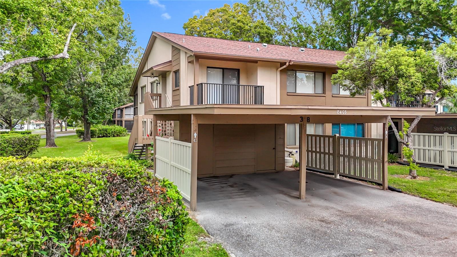 BEACON WOODS WEDGEWOOD CONDO - Residential