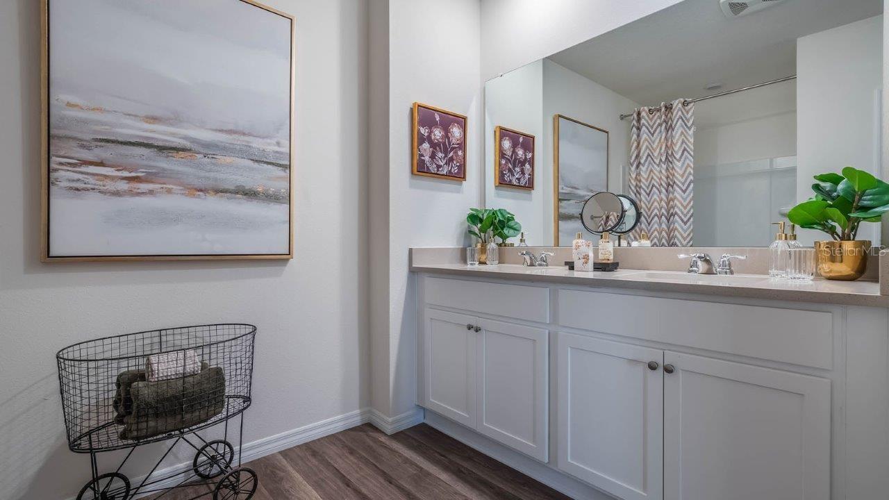 HAWTHORNE RANCH - Residential