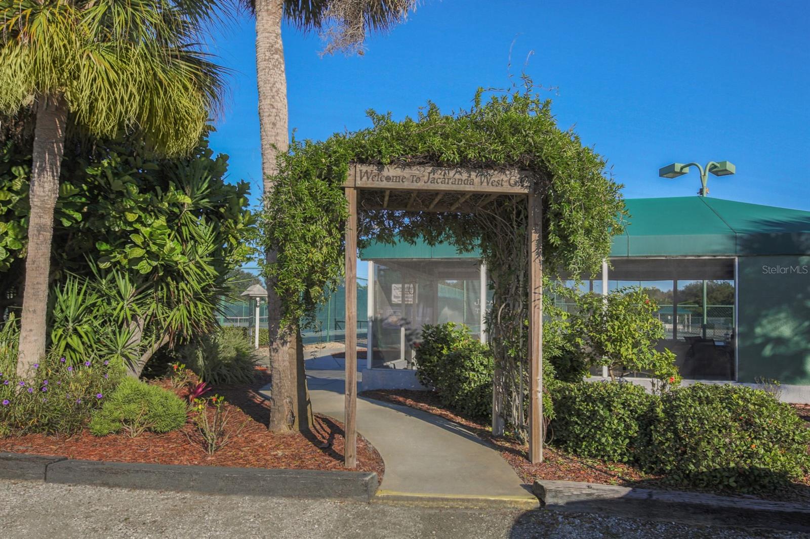 VENICE GARDENS - Residential