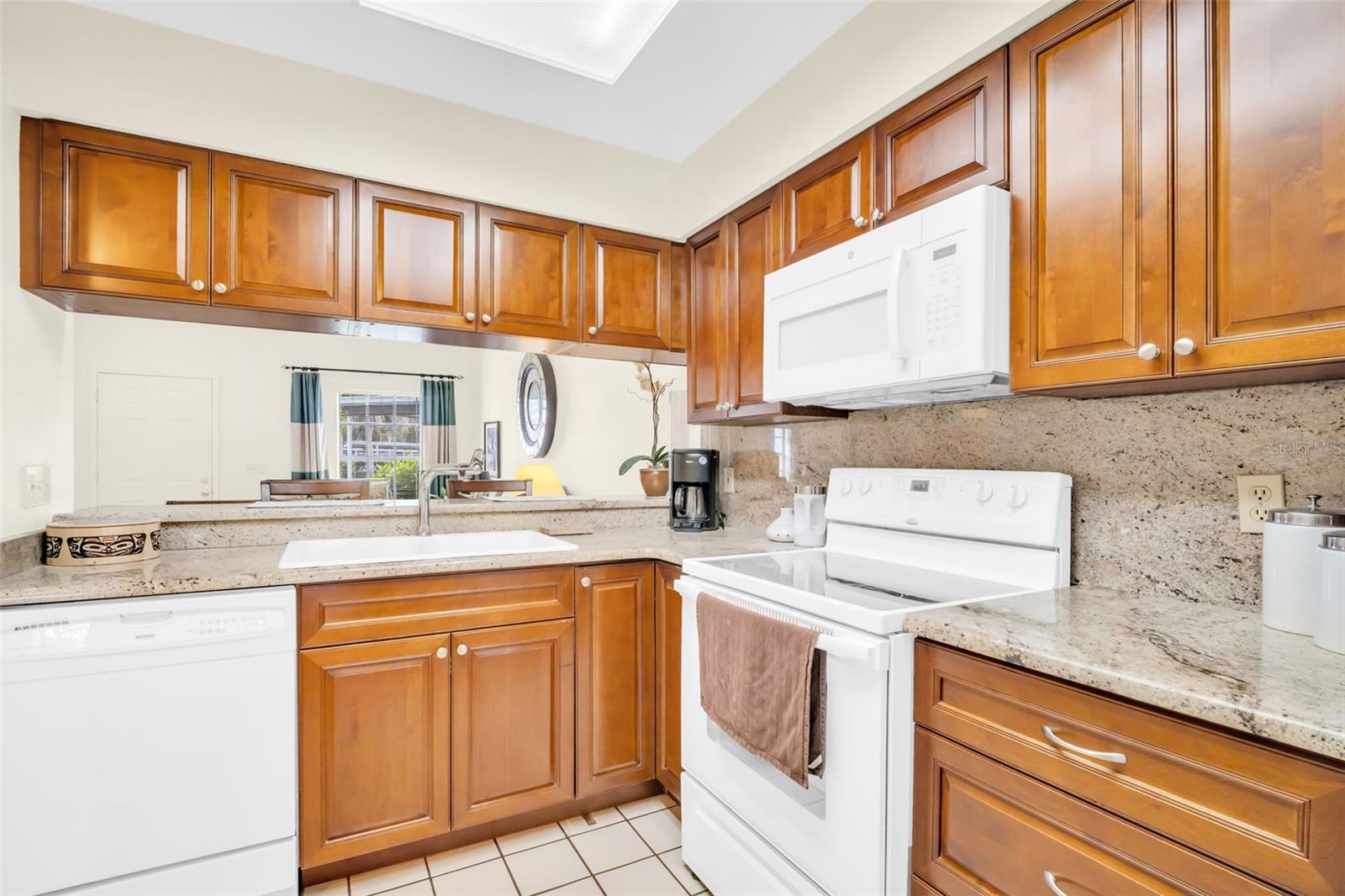 CARMEL OF BRYN-MAWR CONDO - Residential