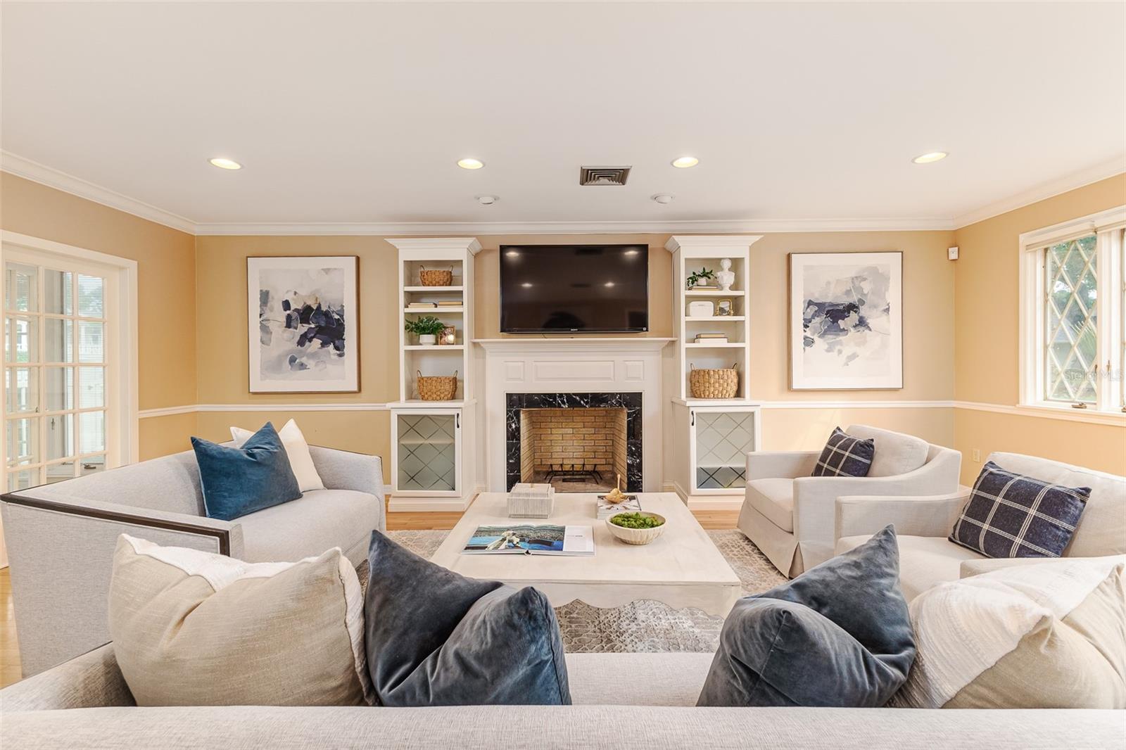 3906 CANYON LAKE POINT