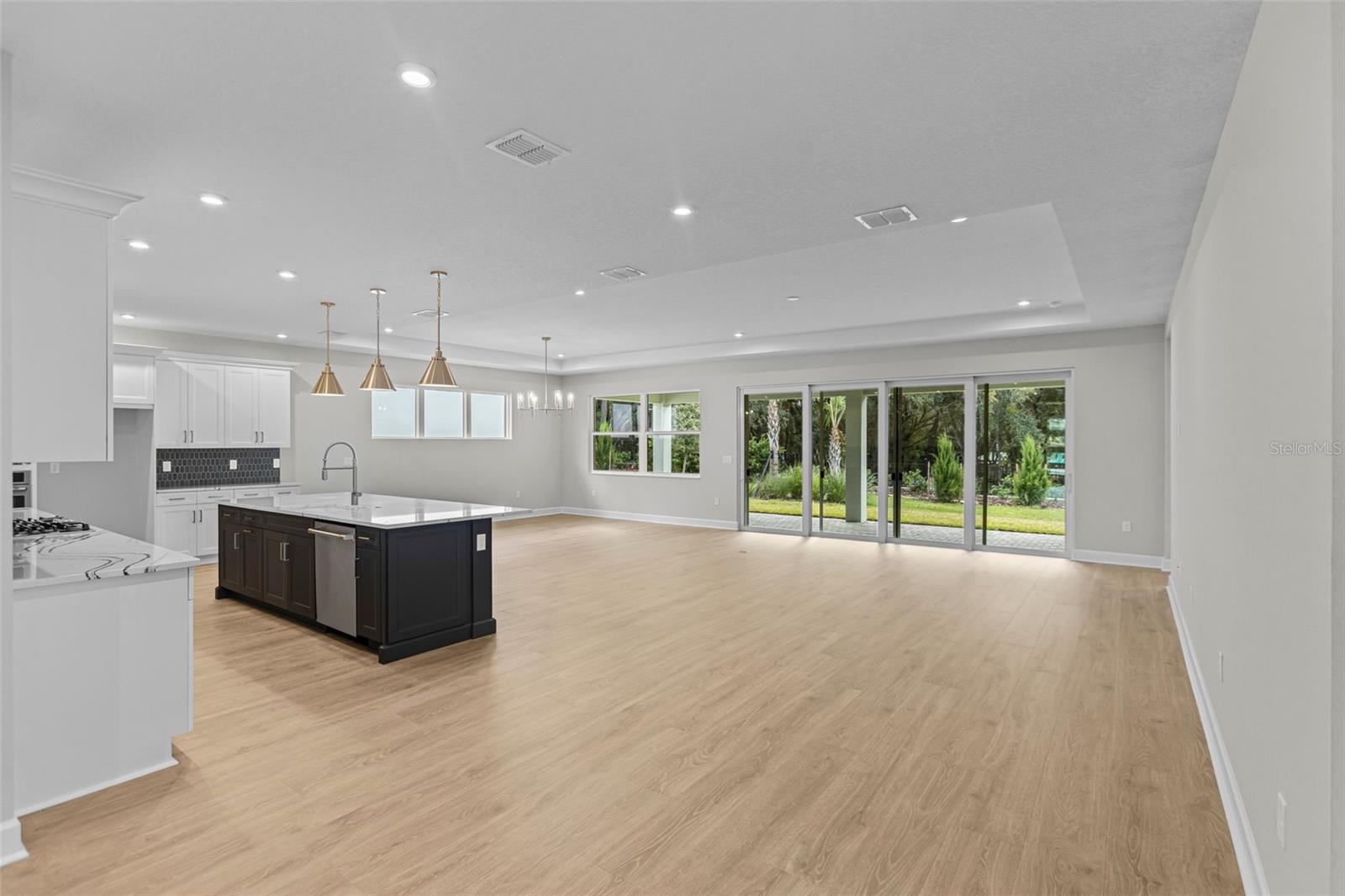 KH CW HAMMOCK OAKS LLC - Residential