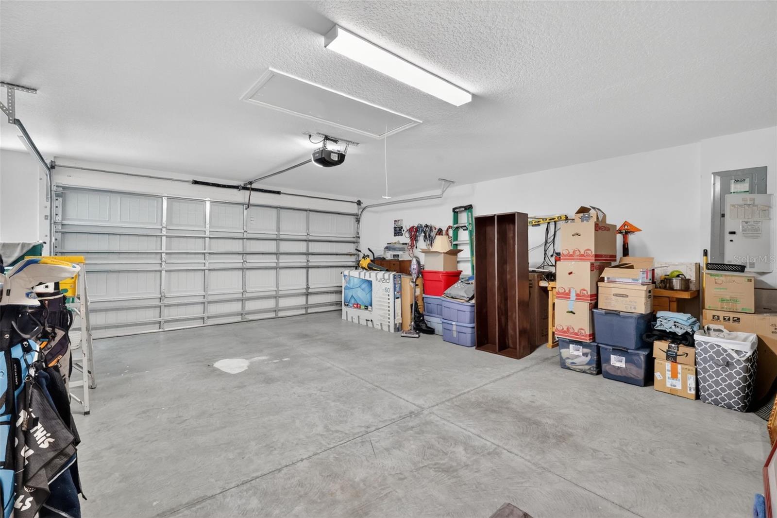 OXFORD OAKS PH 2 - Residential