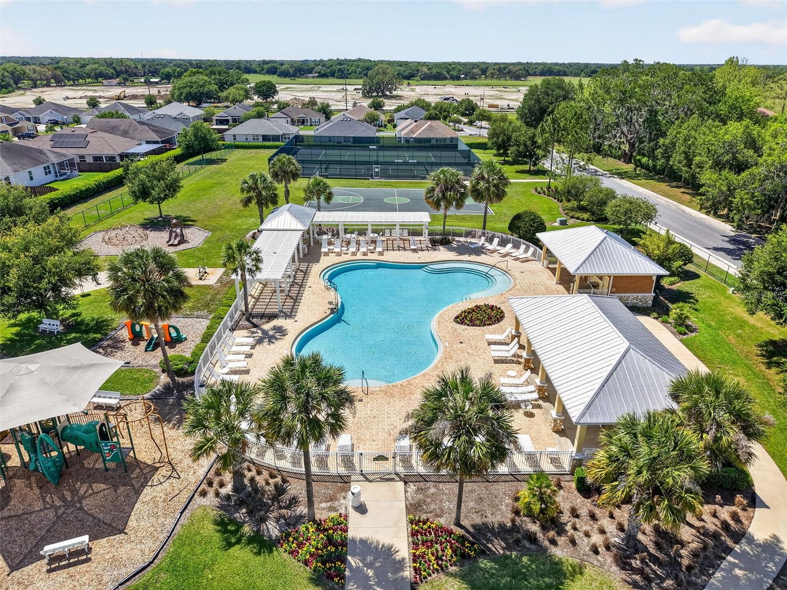 OXFORD OAKS PH 2 - Residential