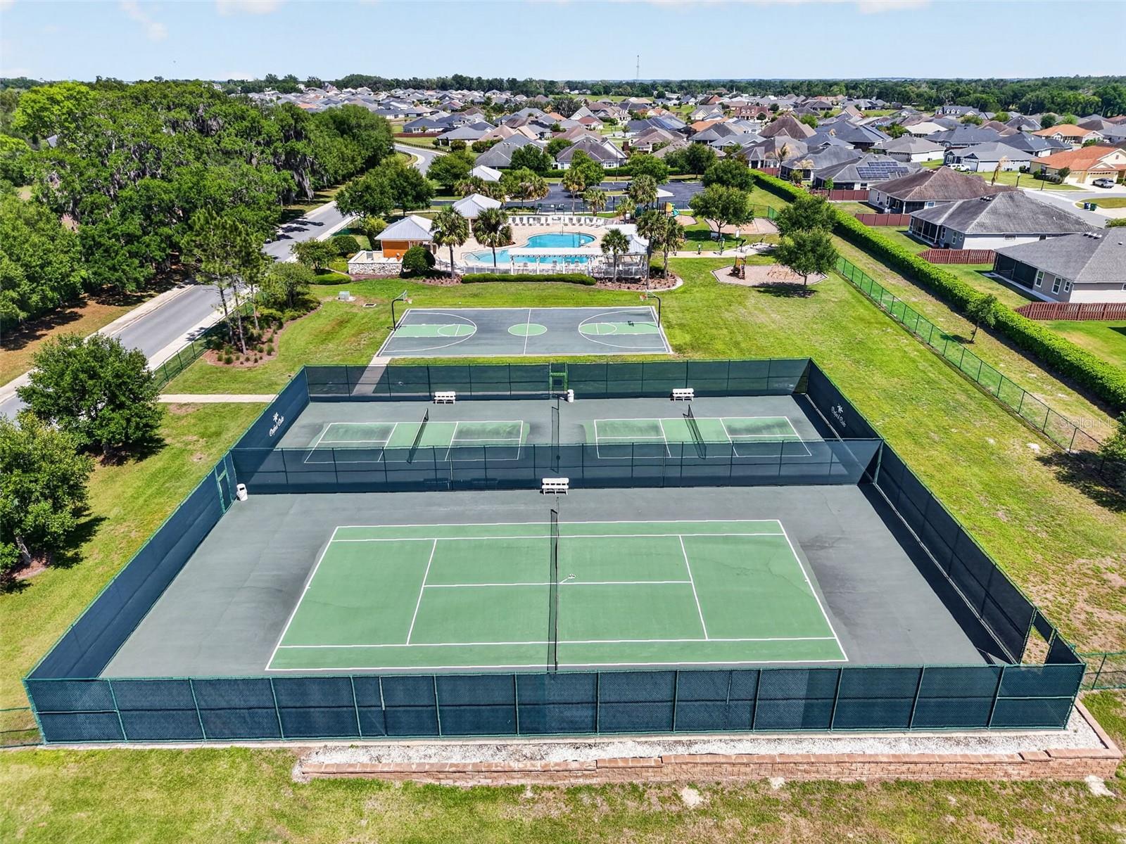 OXFORD OAKS PH 2 - Residential