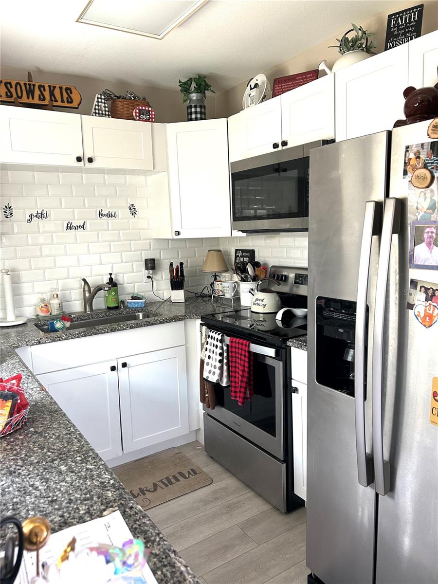 PARADISE POINTE WEST - Residential