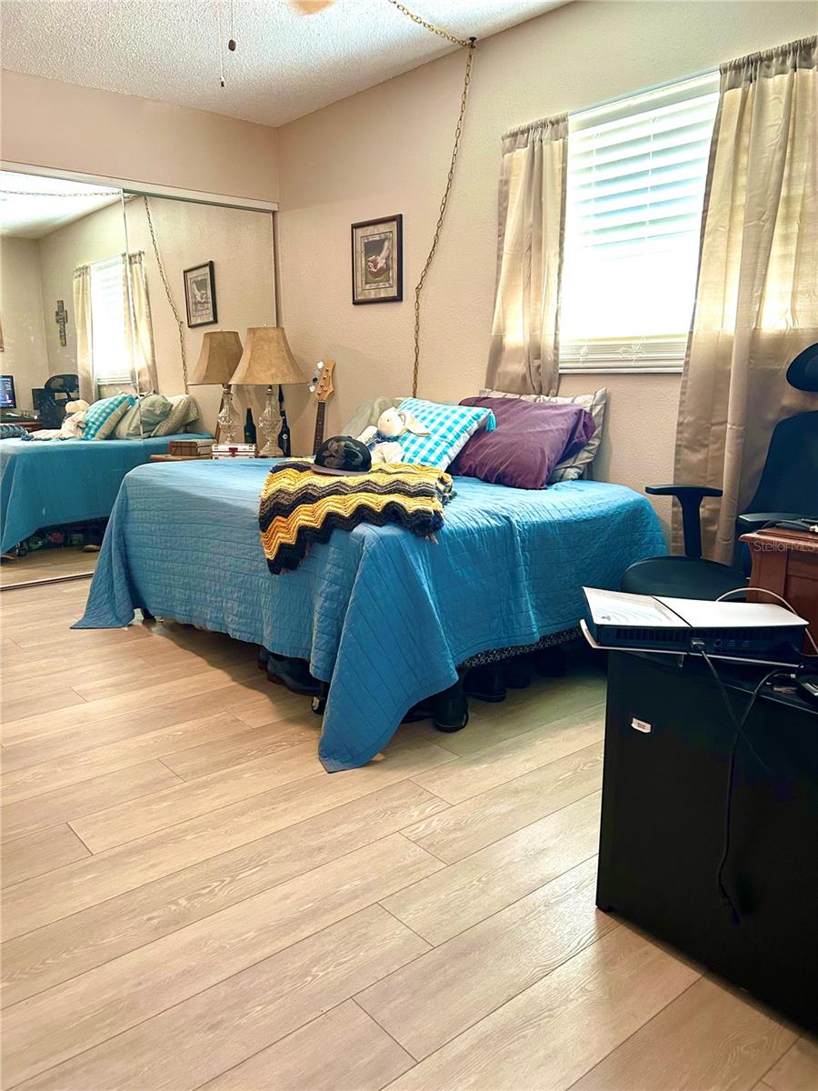 PARADISE POINTE WEST - Residential