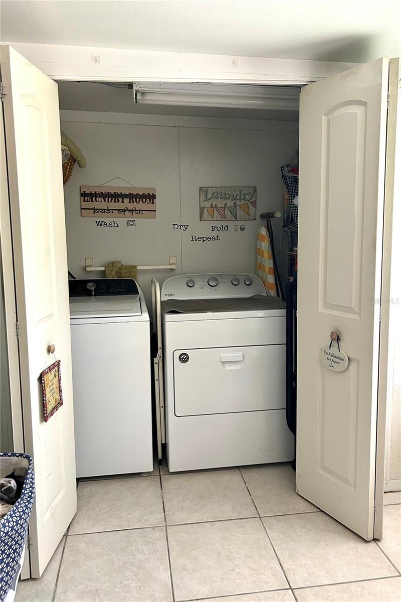 PARADISE POINTE WEST - Residential