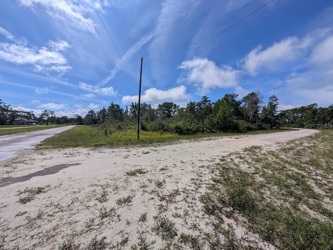 INDIAN LAKE ESTATES - Land