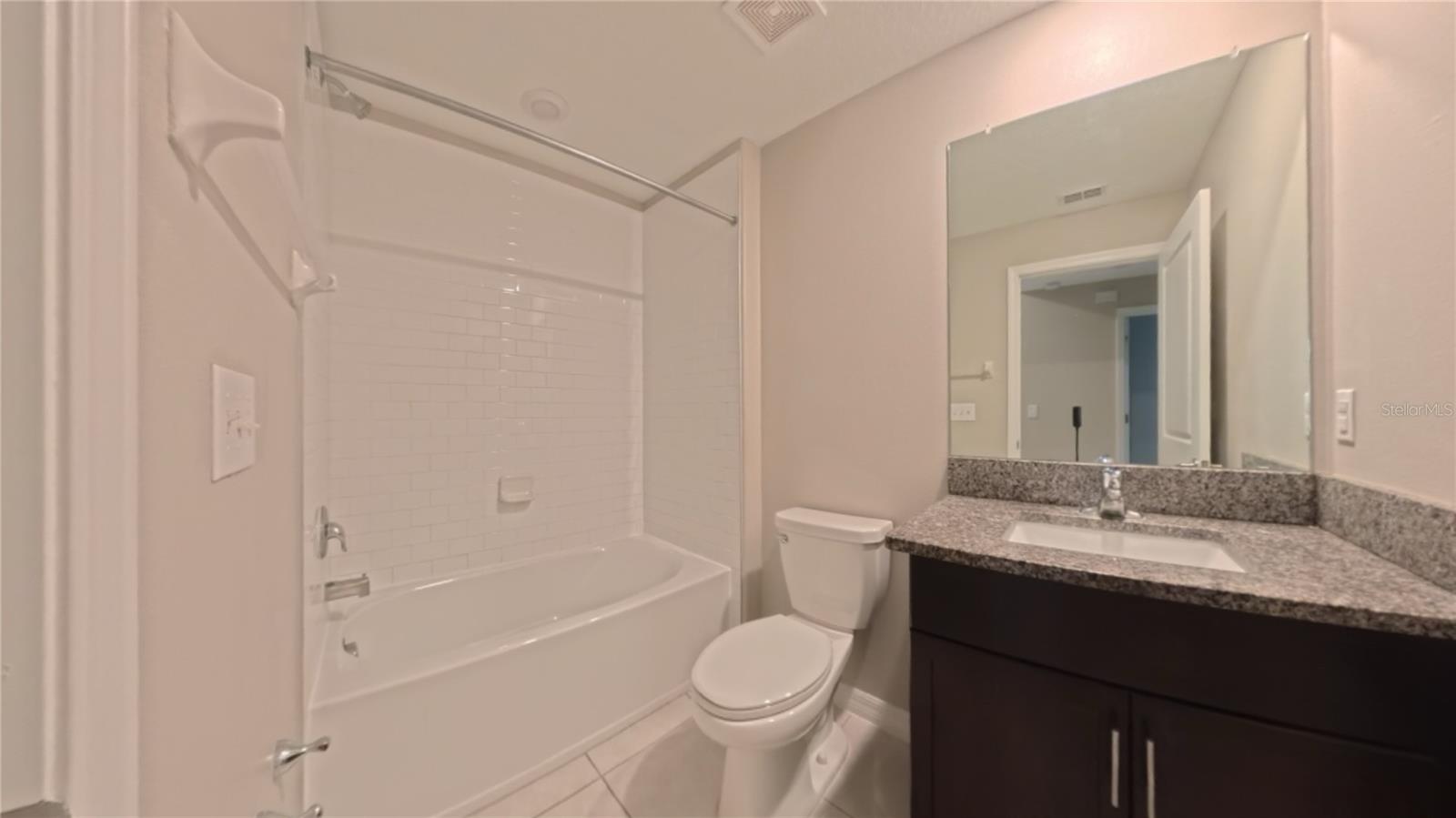 TRIPLE CRK VILLAGE N & P - Residential Lease