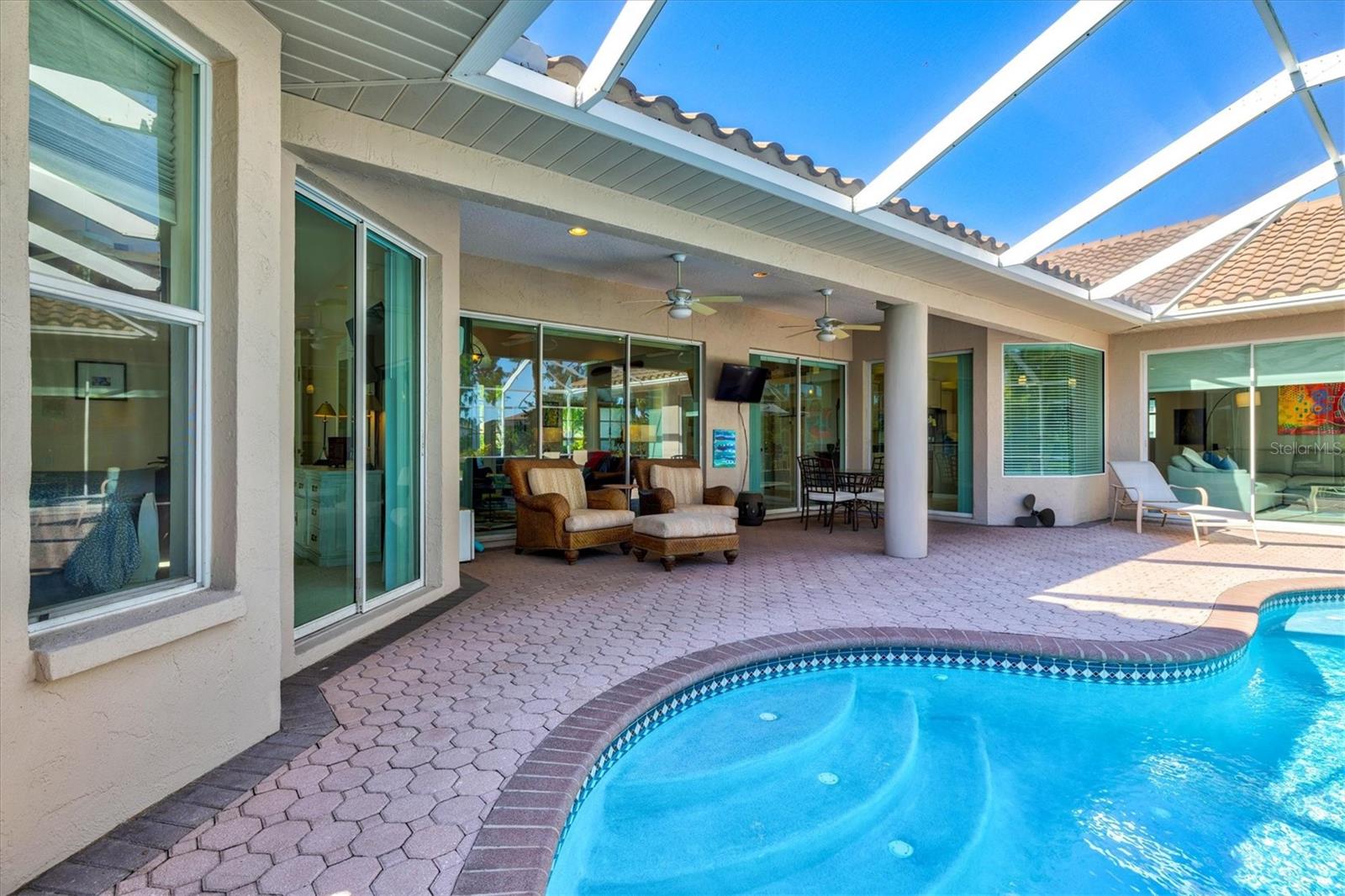 CALUSA LAKES - Residential