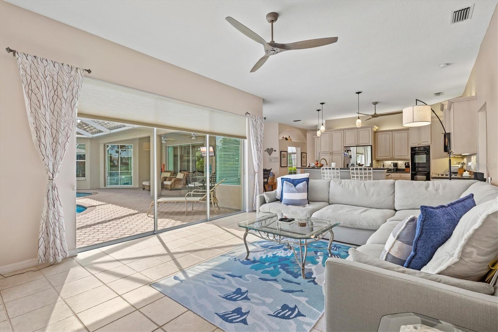CALUSA LAKES - Residential