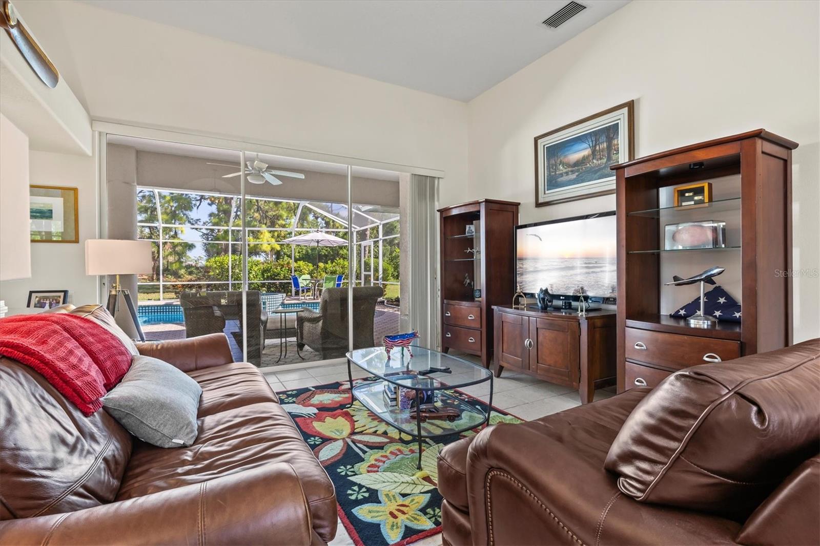 CALUSA LAKES - Residential