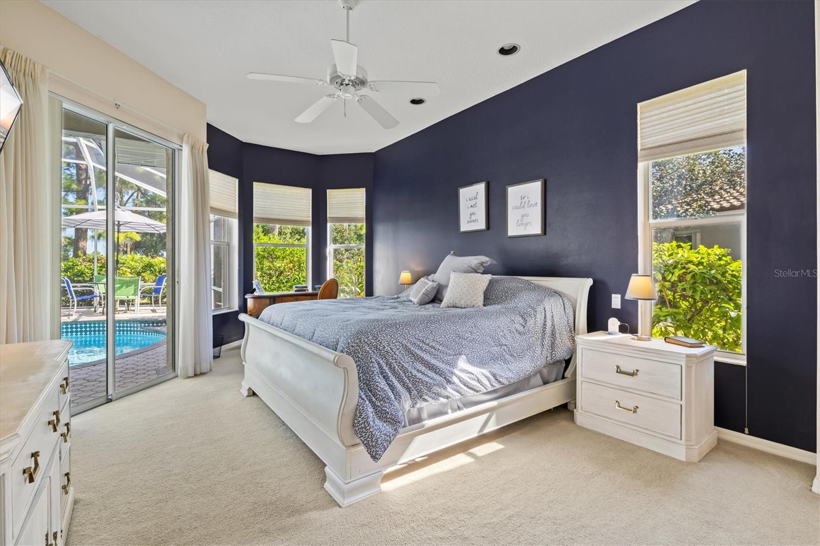 CALUSA LAKES - Residential