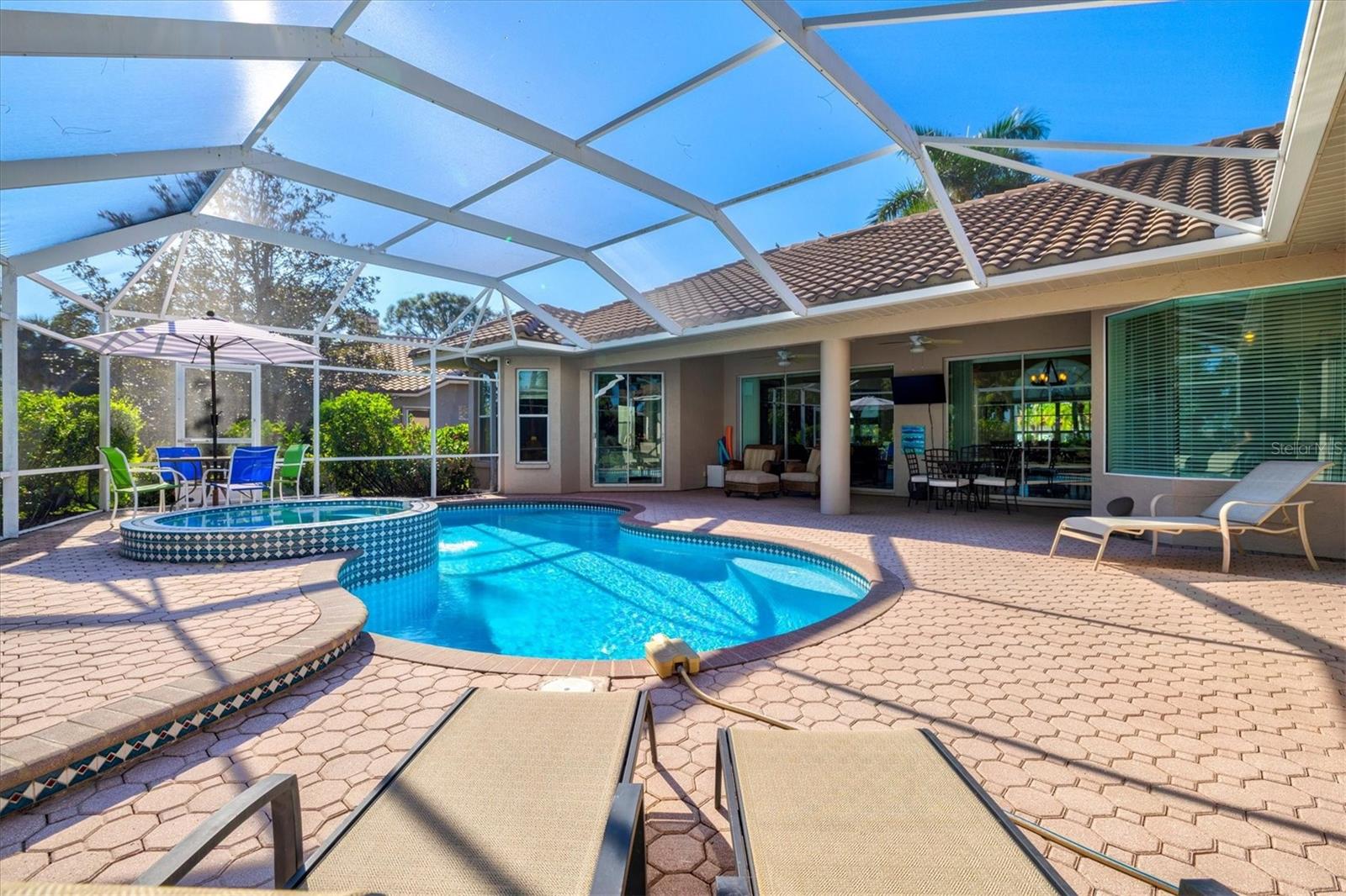 CALUSA LAKES - Residential