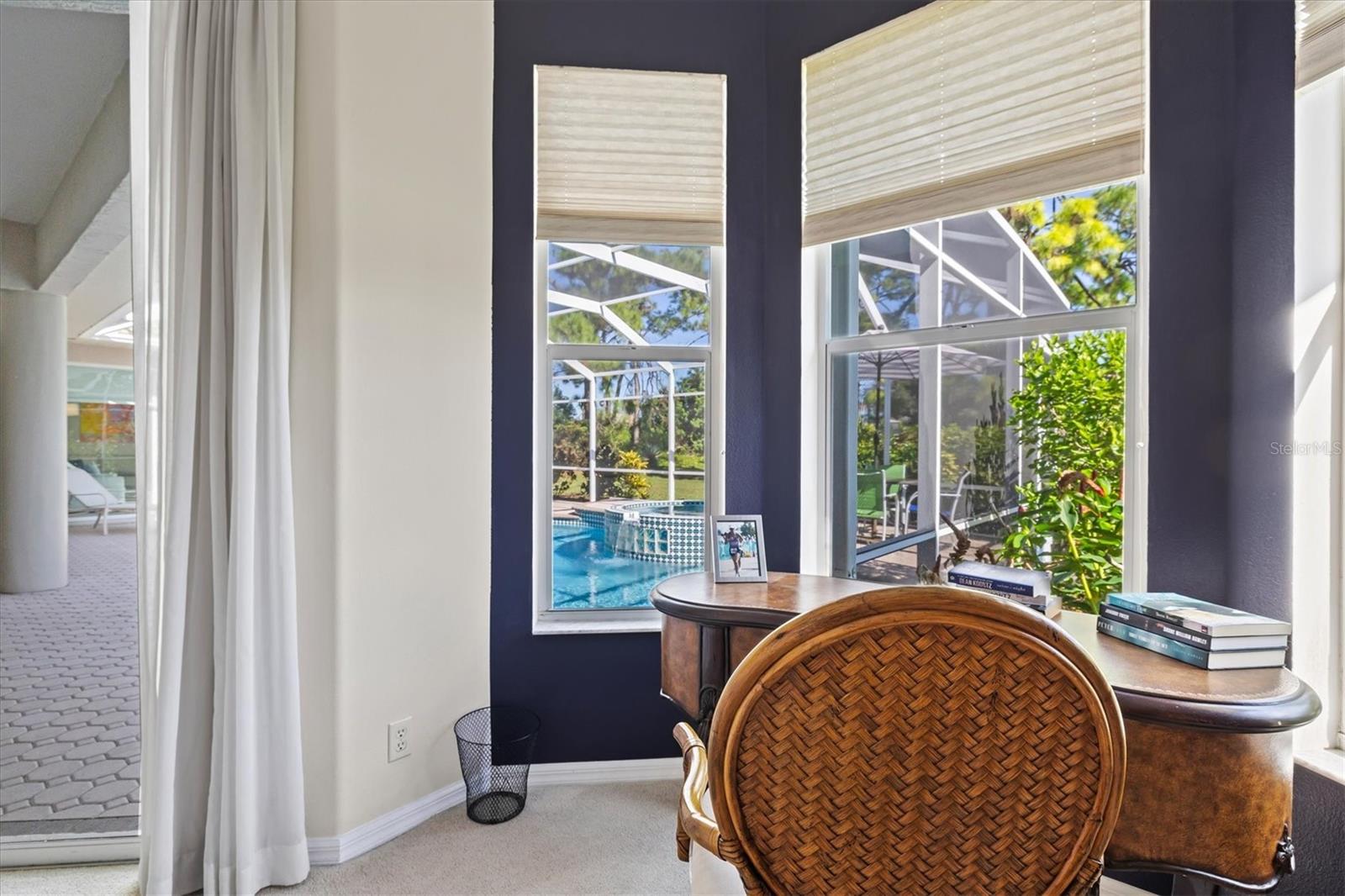 CALUSA LAKES - Residential