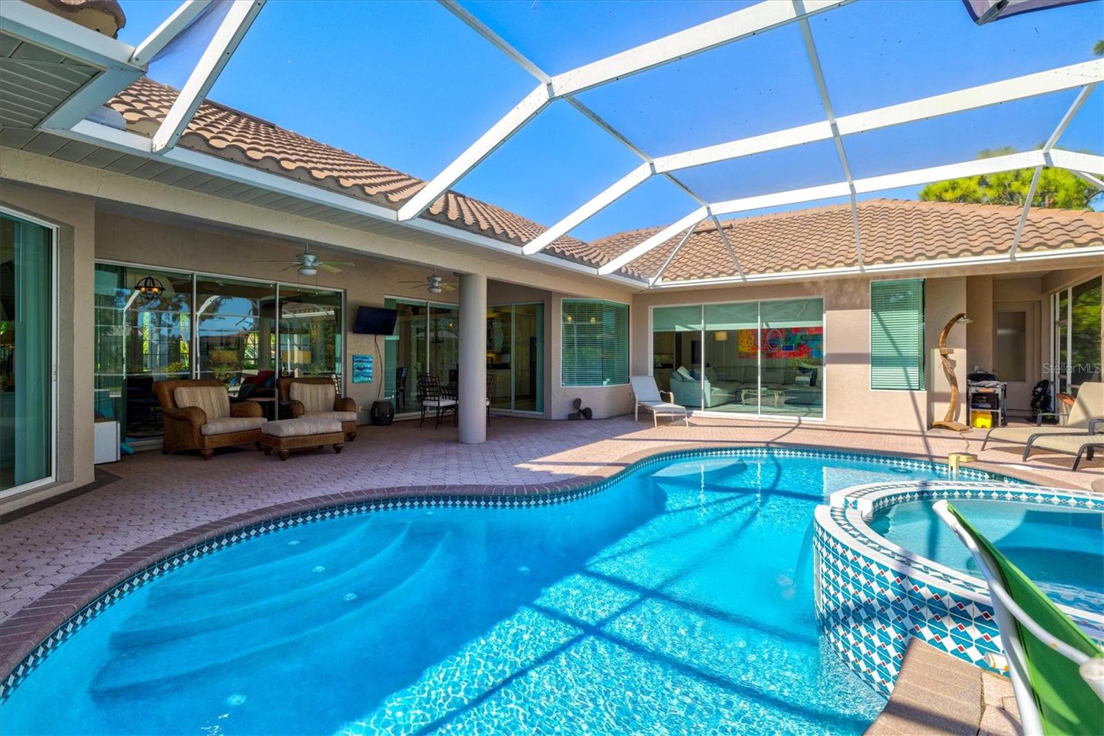 CALUSA LAKES - Residential