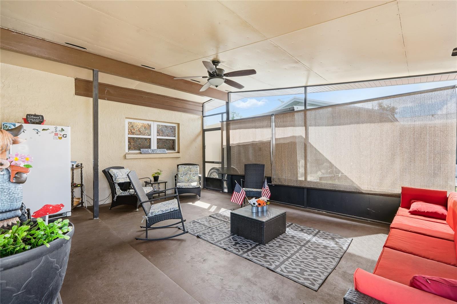 910 CHEROKEE CIRCLE