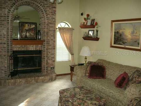 A home in VALRICO