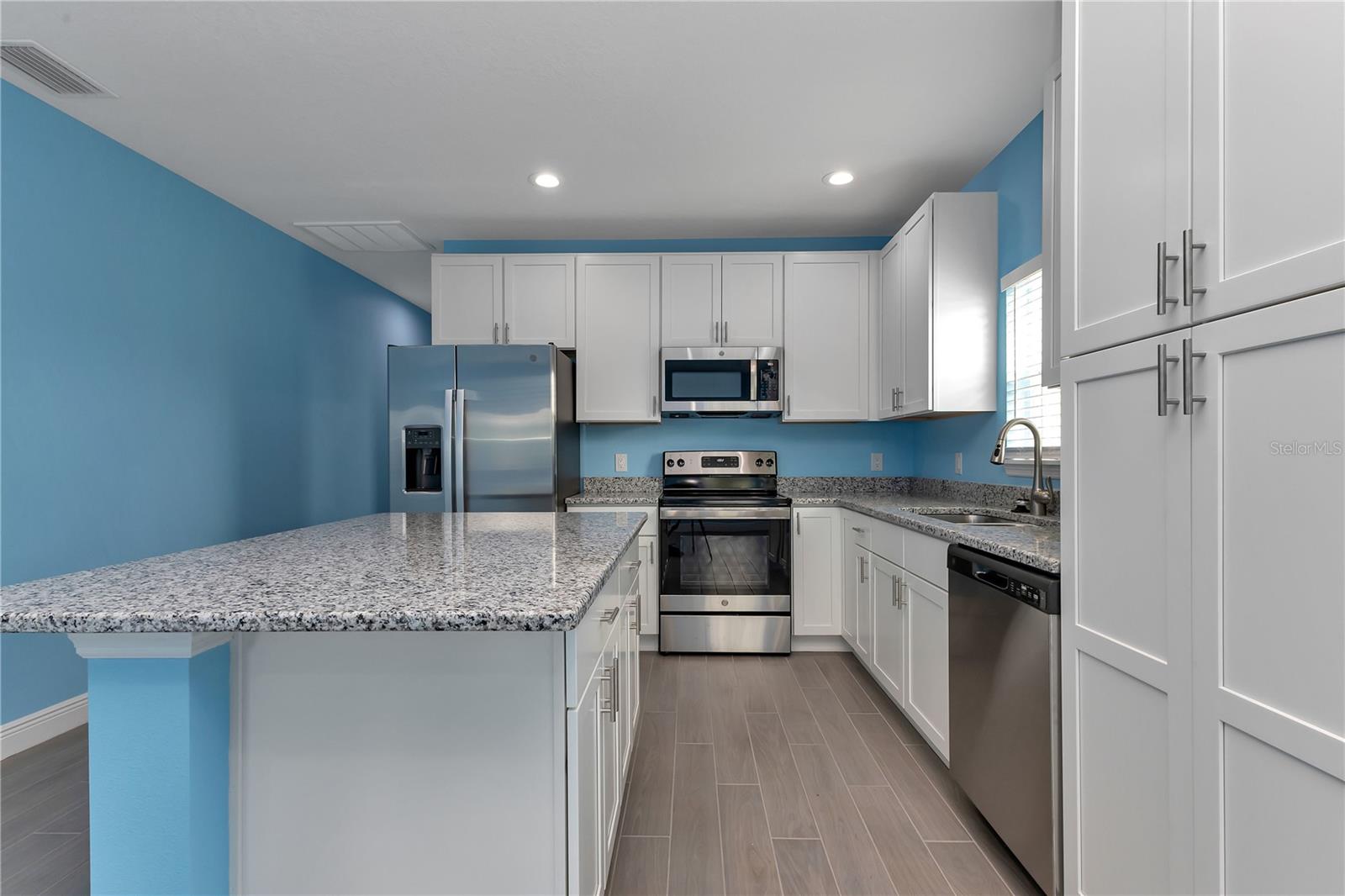 WOODS 2ND ADD - Residential Income