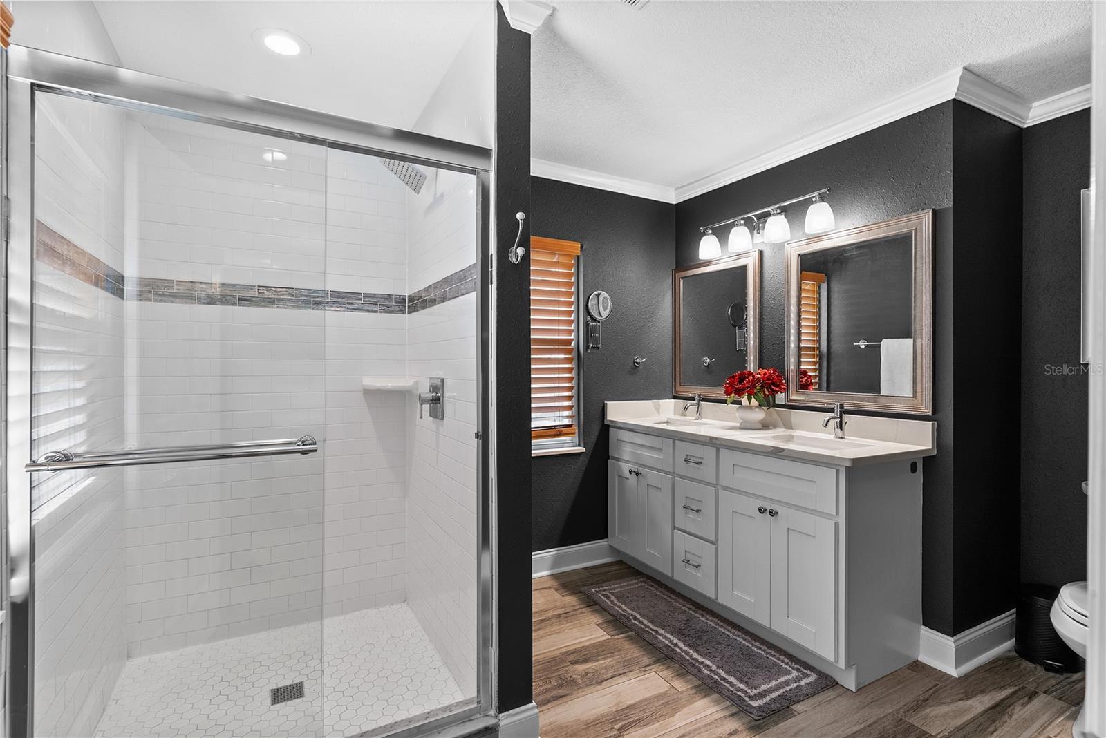 MANOR HEIGHTS - Residential