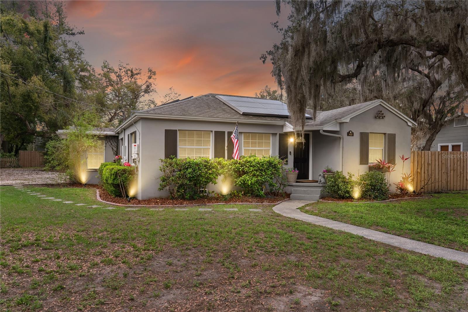 MANOR HEIGHTS - Residential