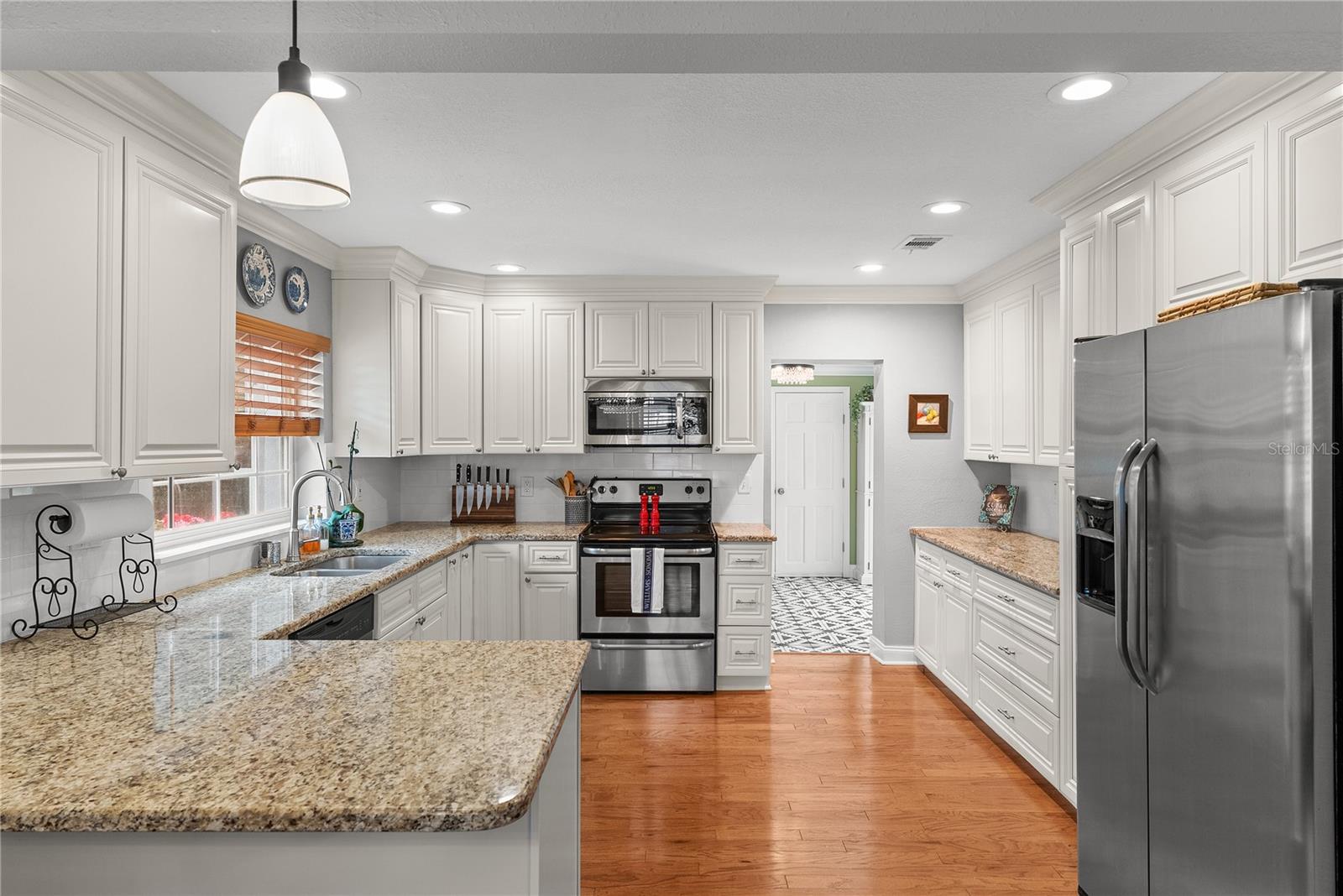 MANOR HEIGHTS - Residential