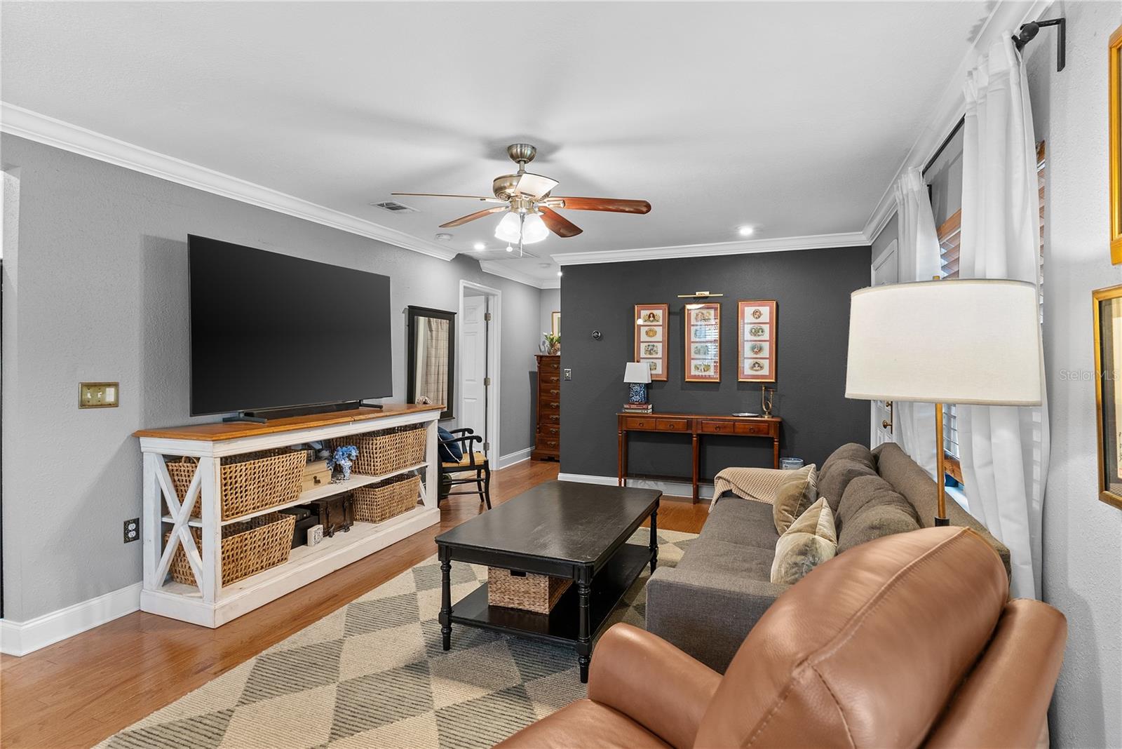 MANOR HEIGHTS - Residential