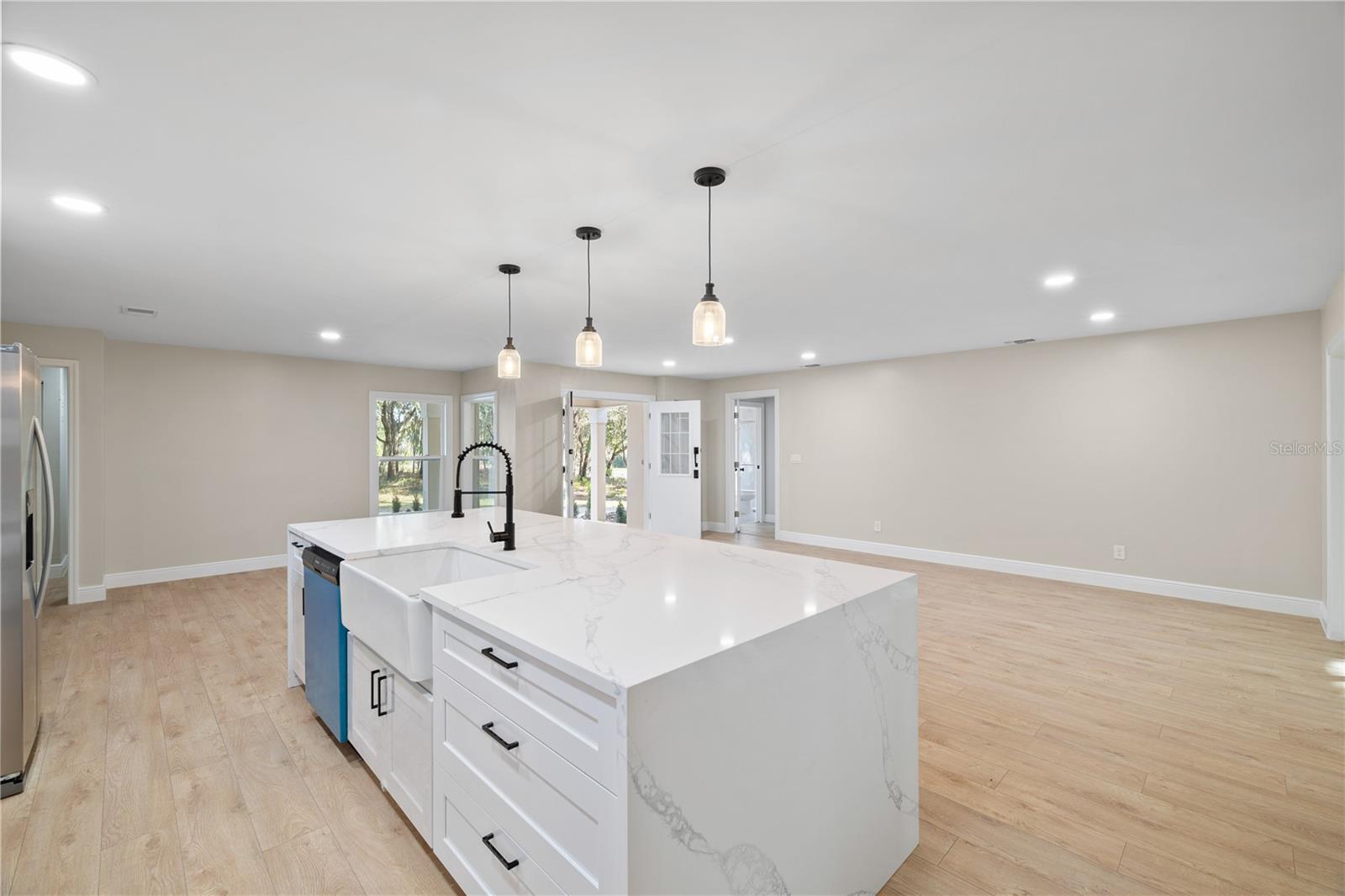 RAINBOW SPRINGS WOODLANDS - Residential