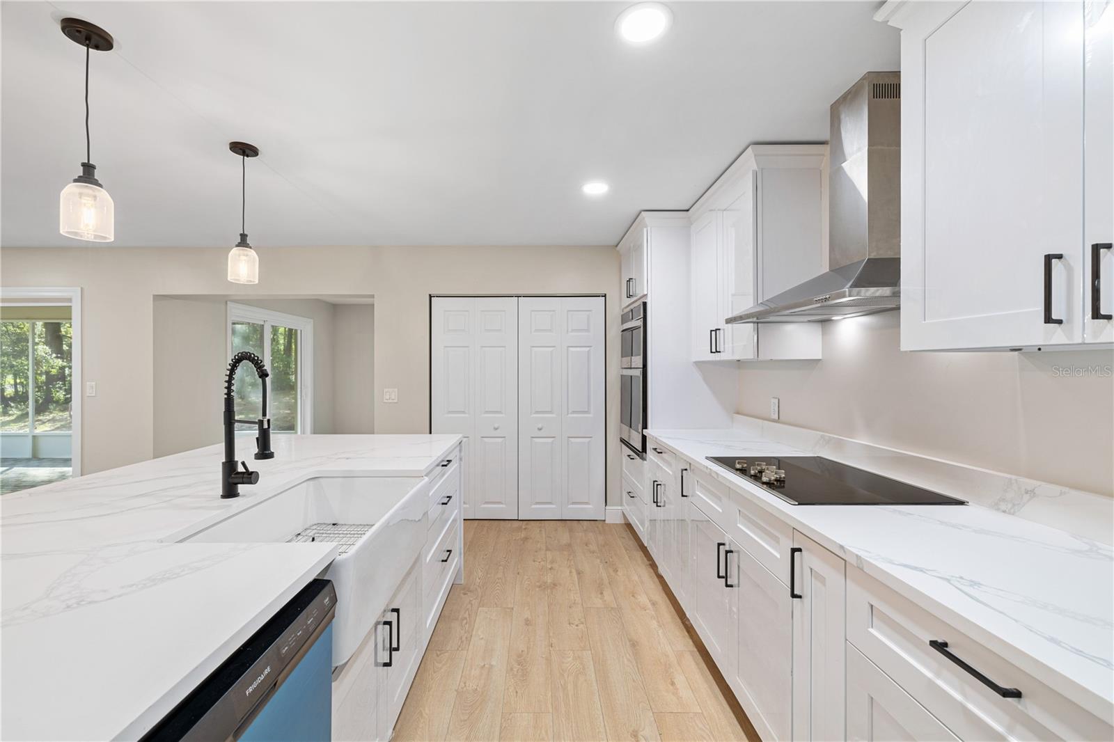 RAINBOW SPRINGS WOODLANDS - Residential