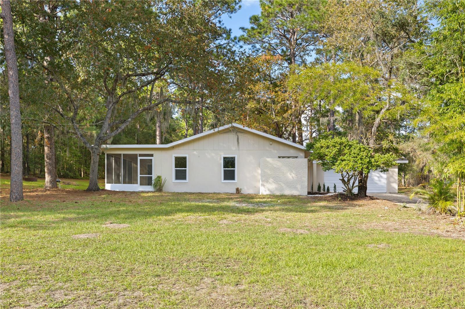 RAINBOW SPRINGS WOODLANDS - Residential